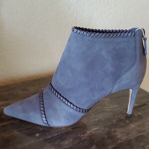 NWOT Alexandre Birman suede ankle boots
